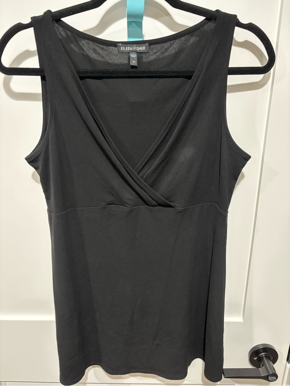 Eileen Fisher 100% Silk Black Sleeveless Surplice Tank Top XS